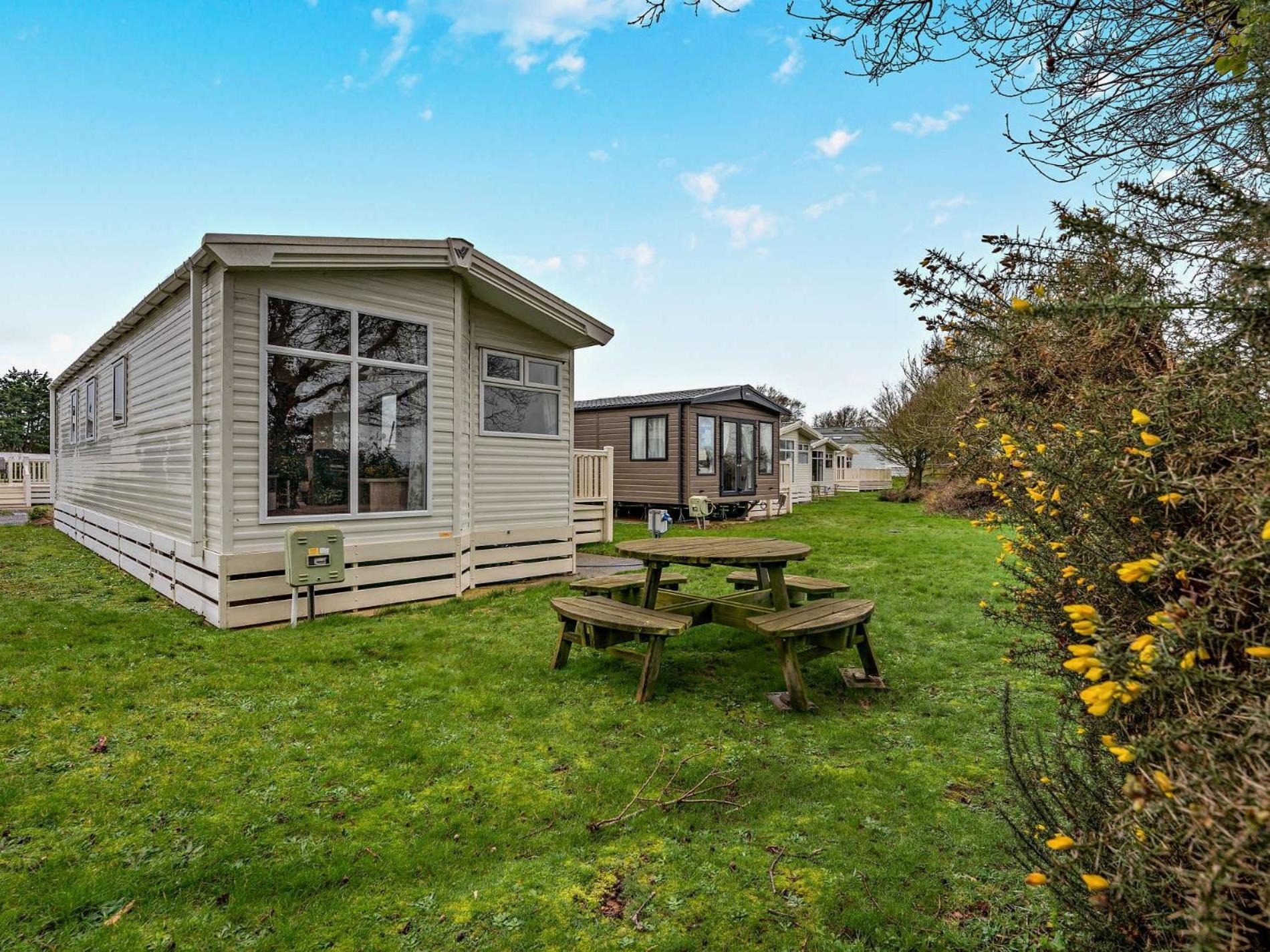 3 Bed In Ventnor 94278 Vila Rookley Exterior foto
